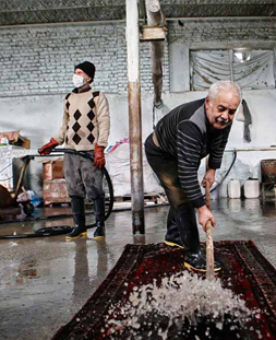 شستشوی سنتی قالی در قالیشویی همدان