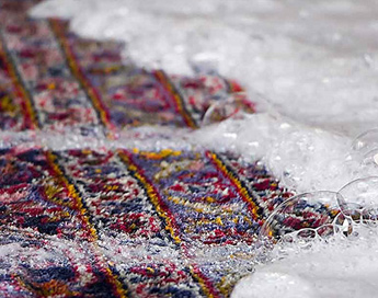خدمات تخصصی قالیشویی در قالیشویی همدان